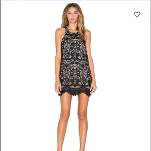 Lovers + Friends Caspian shift dress in black